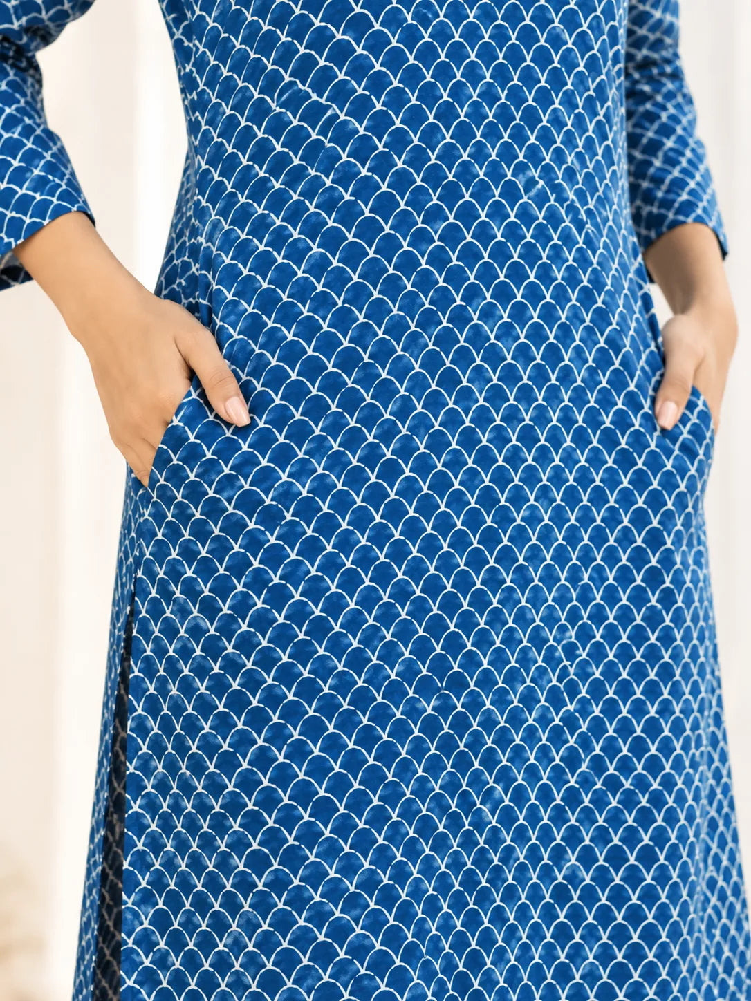 Indigo Blue Scallop Jaal Handblock Printed Straight Cut Cotton Kurta
