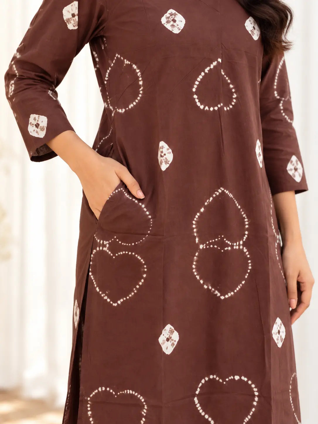 Brown & White HandMade Bandhani Straight Cut Cotton Kurta