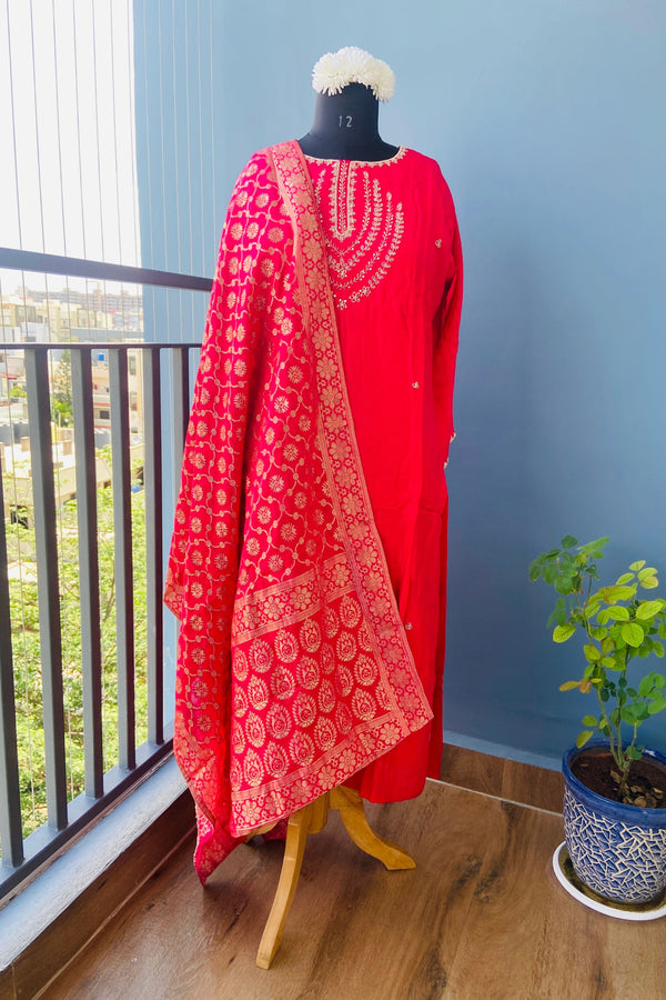 Magenta Dola Silk Hand Zardosi Suit Set - 3 Piece