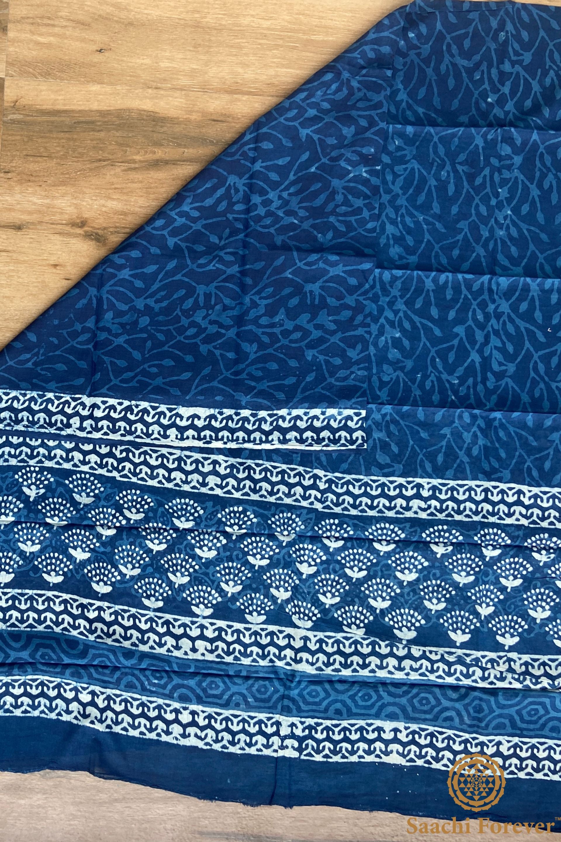 Mul Cotton Block Printed Unstitched Suit Set – 3 Piece